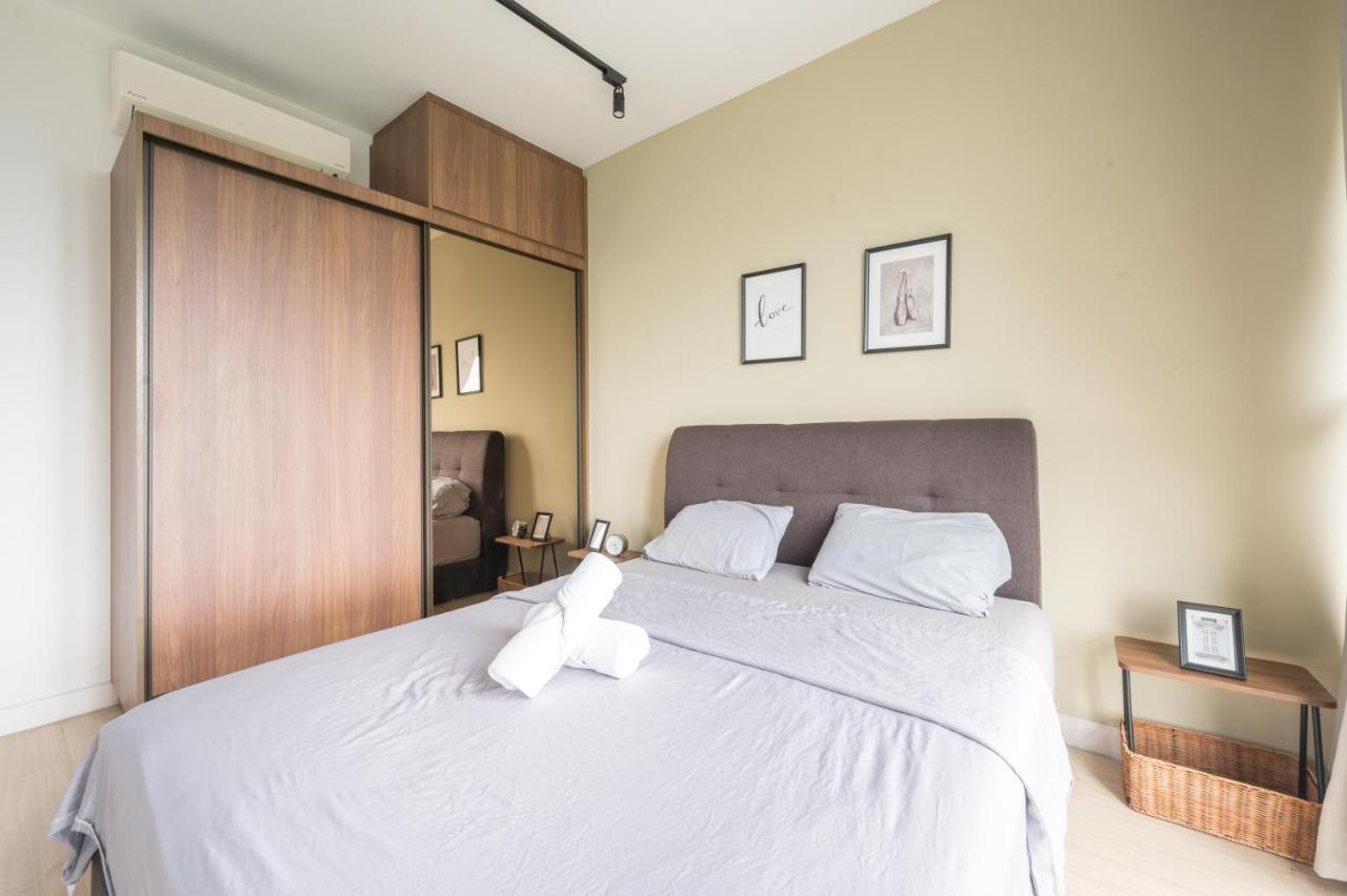 H20 Residence Ara Damansara By Airhost ペタリンジャヤ エクステリア 写真